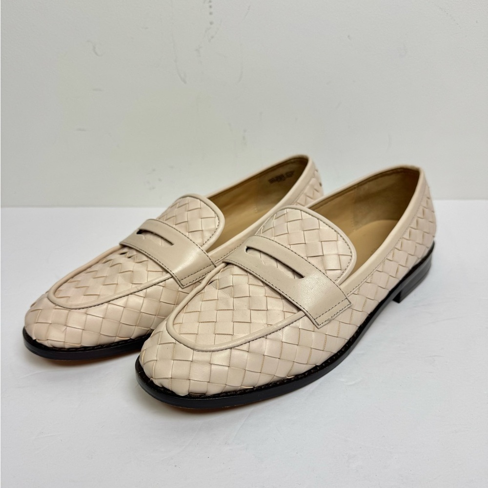 Ann Taylor Ivory Faux Woven Leather Loafers Size 9.5